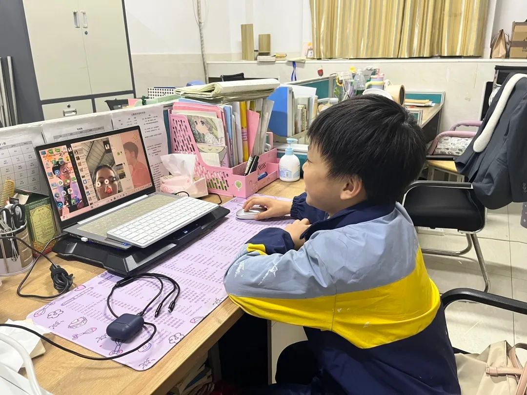 连线2.jpg