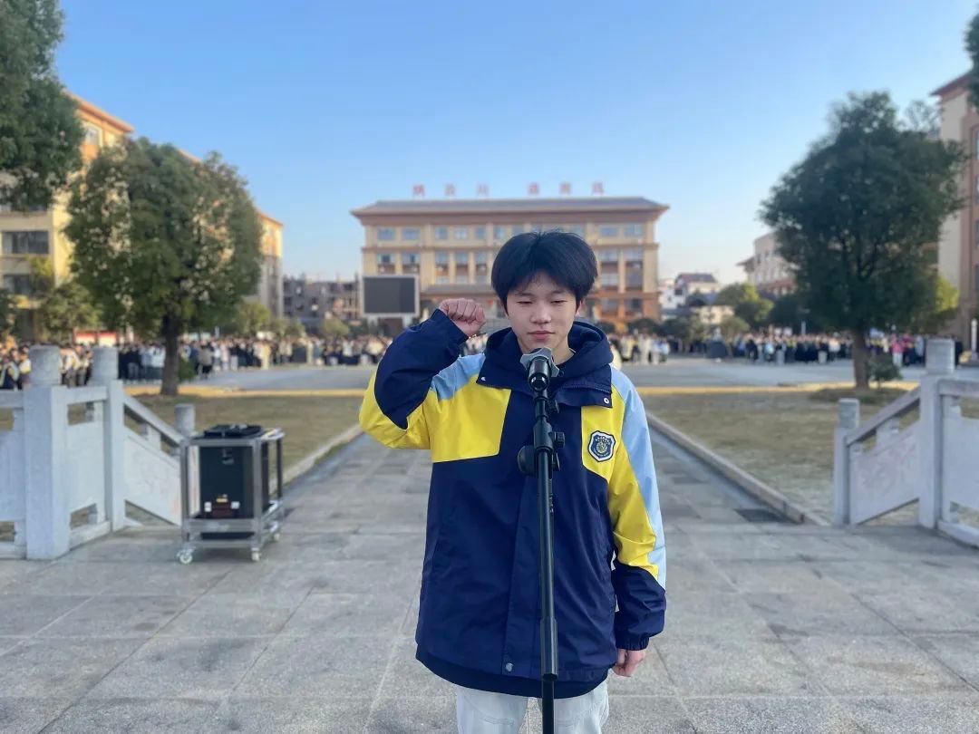 李苏忠.jpg