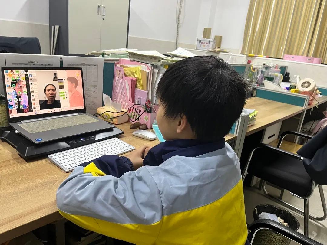 连线4.jpg