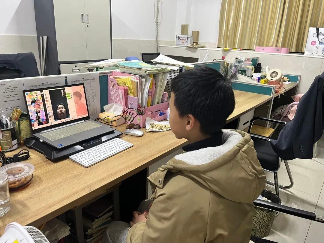 连线6.jpg