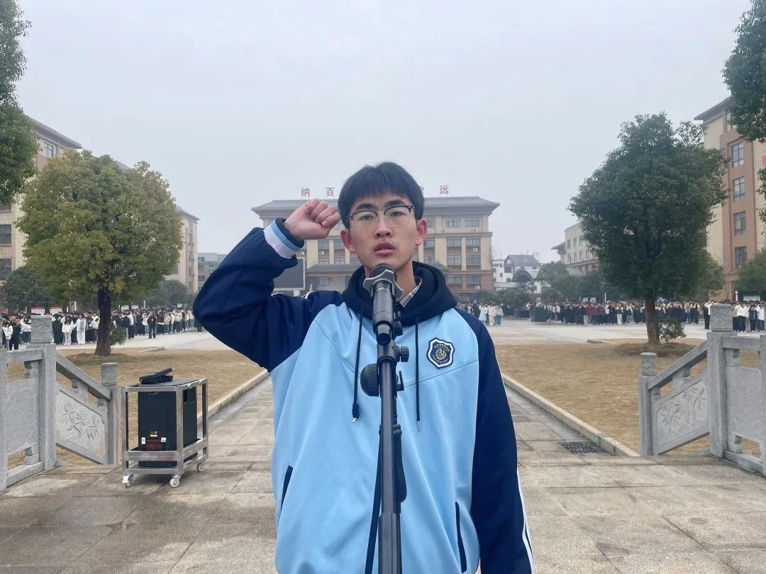 刘雄林.jpg