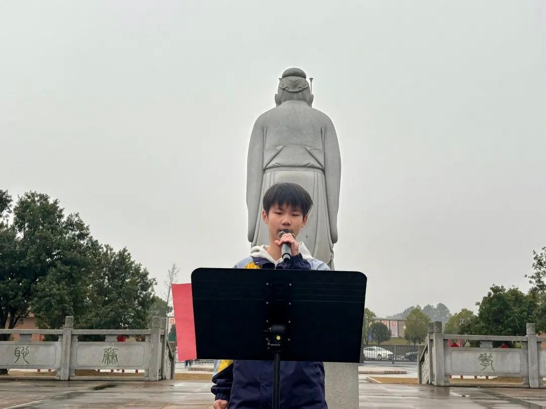 徐子轩.jpg